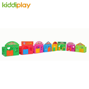 Kindergarten Many Types of Game Playhouse 
